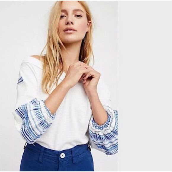 WE THE FREE White Bubble Sleeve Blue Embroidered Blouse Size S - Picture 1 of 10